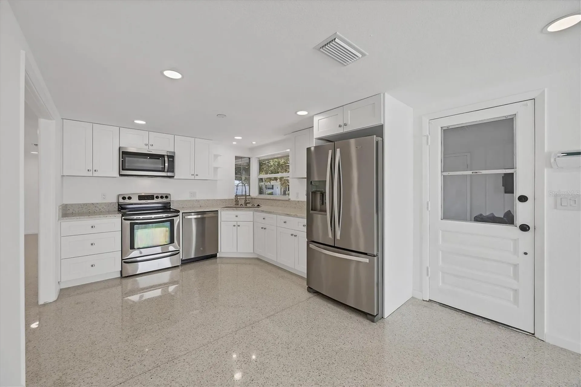 6711 S Lockwood Ridge Road Sarasota FL 34231