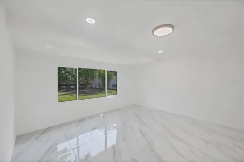 6711 S Lockwood Ridge Road Sarasota FL 34231