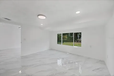 6711 S Lockwood Ridge Road Sarasota FL 34231