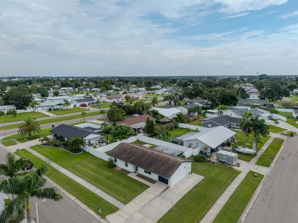 504 Red Mangrove Lane Apollo Beach FL 33572