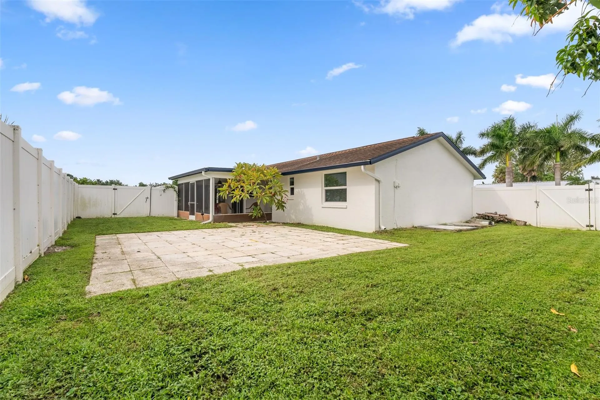 504 Red Mangrove Lane Apollo Beach FL 33572