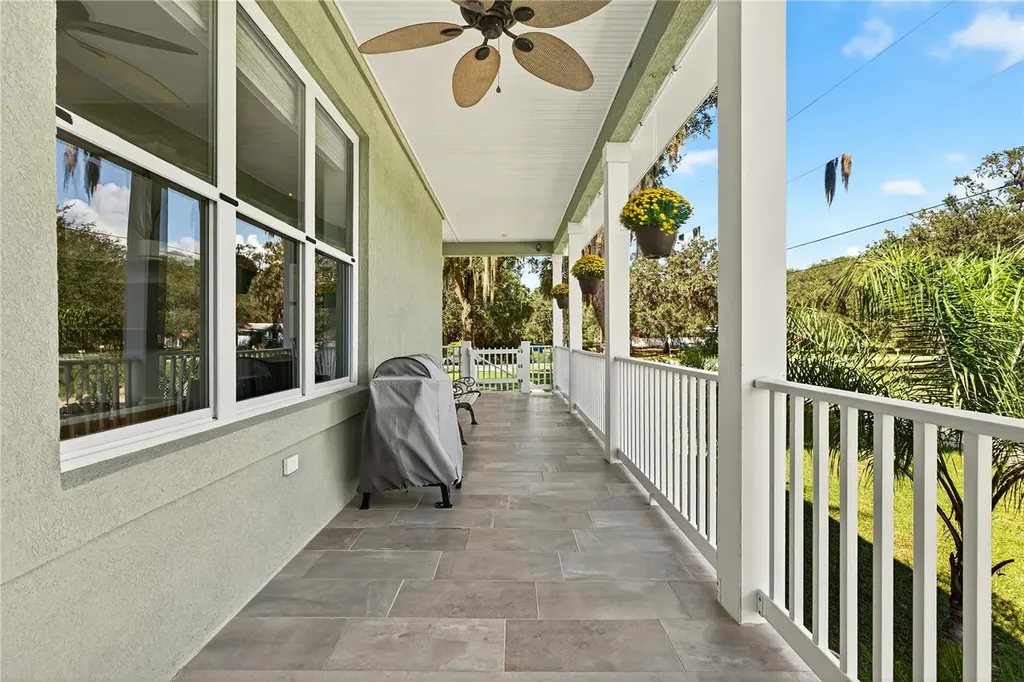 301 Saratoga Drive Satsuma FL 32189
