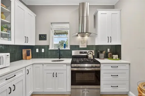 301 Saratoga Drive Satsuma FL 32189