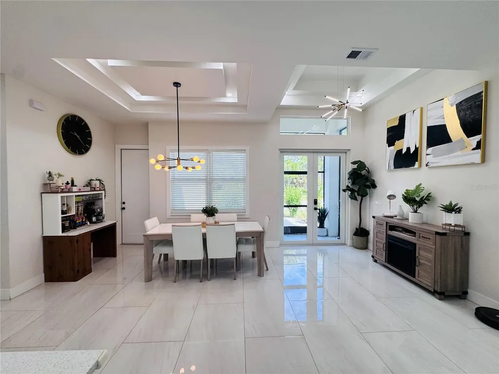 528 Jacaranda Parkway E Cape Coral FL 33909