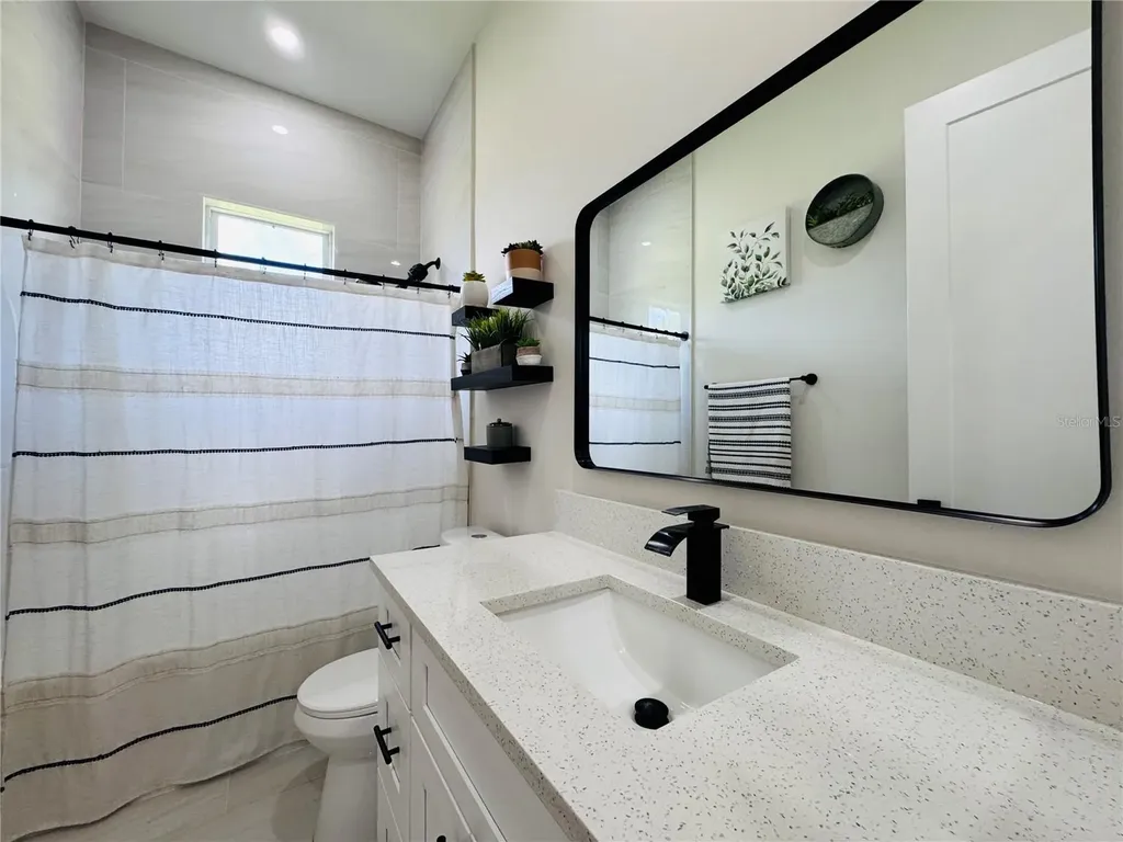 528 Jacaranda Parkway E Cape Coral FL 33909