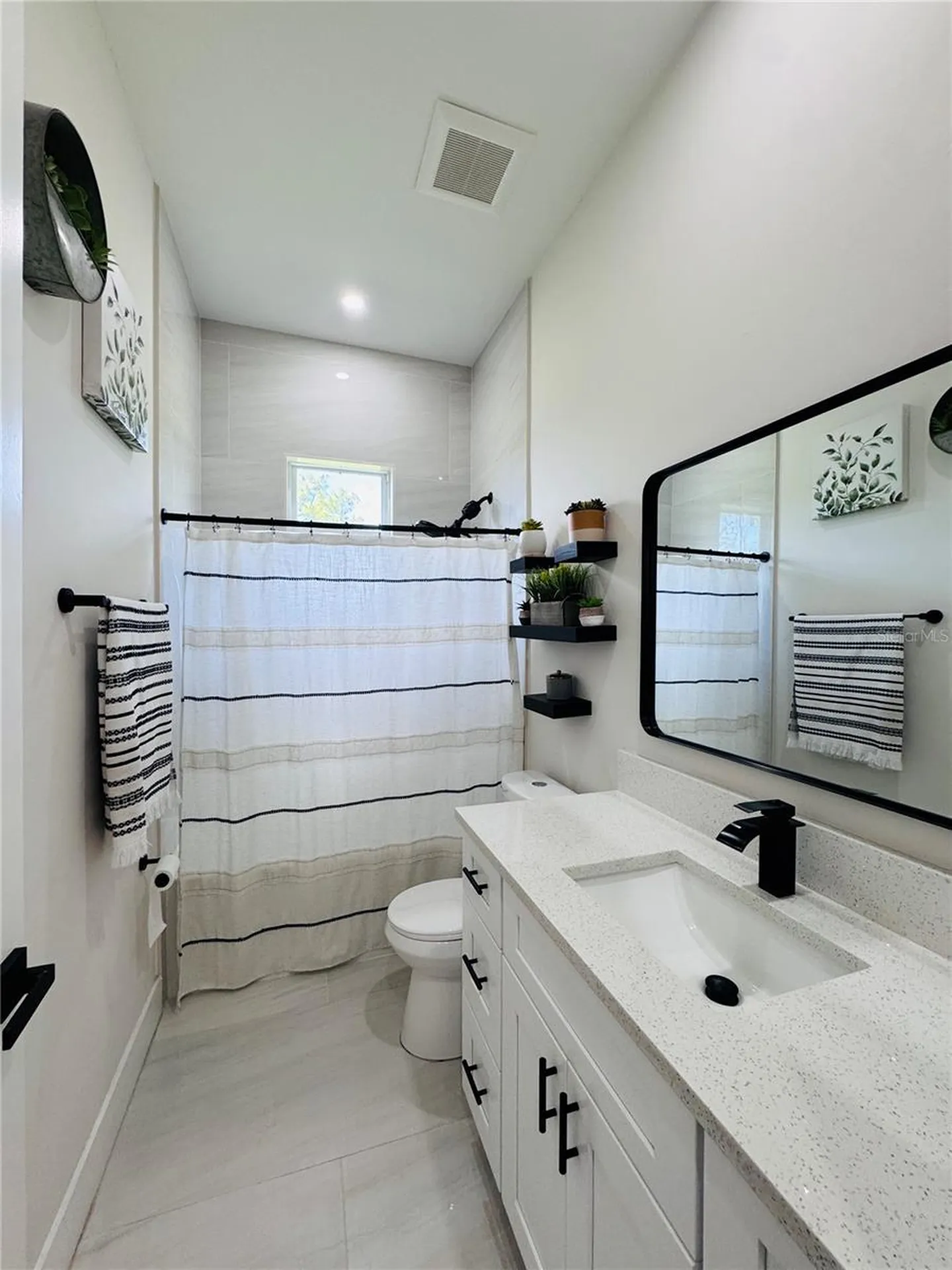 528 Jacaranda Parkway E Cape Coral FL 33909