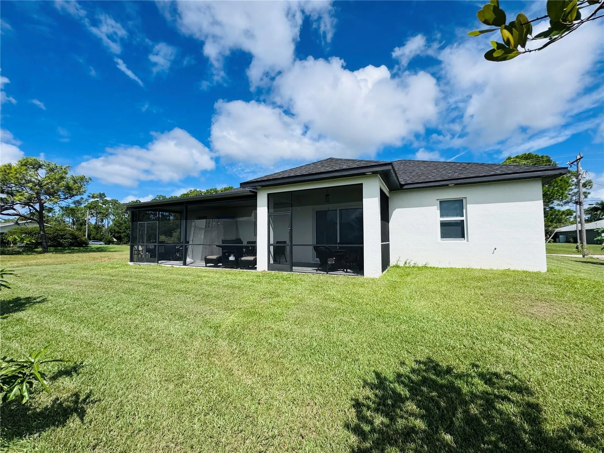 528 Jacaranda Parkway E Cape Coral FL 33909