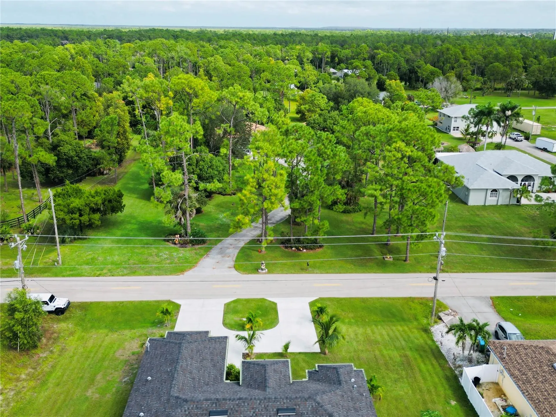 528 Jacaranda Parkway E Cape Coral FL 33909