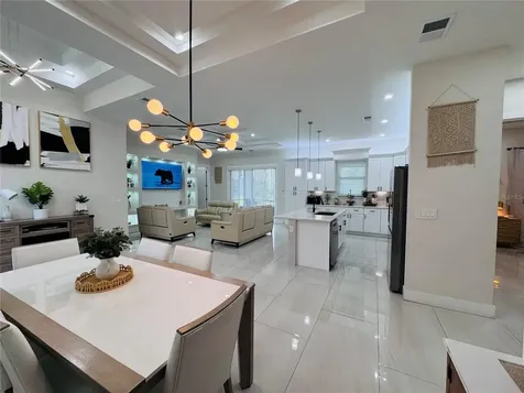 528 Jacaranda Parkway E Cape Coral FL 33909