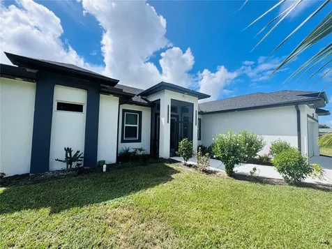 528 Jacaranda Parkway E Cape Coral FL 33909