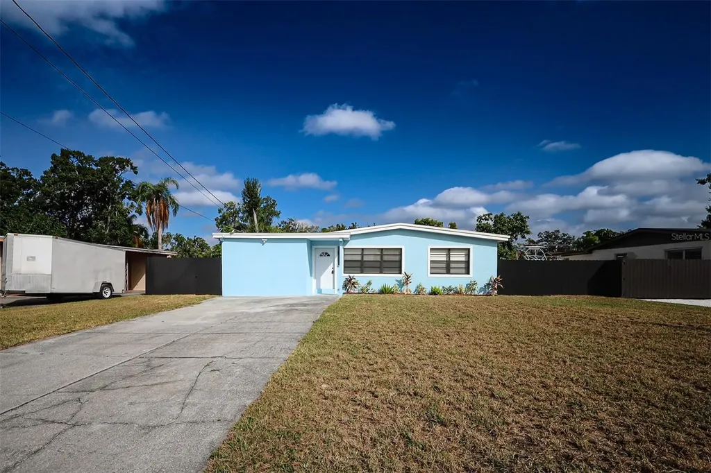 2707 W Hamilton Avenue Tampa FL 33614