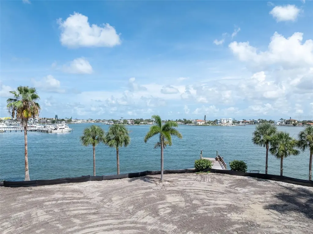 1 Paradise Lane Treasure Island FL 33706