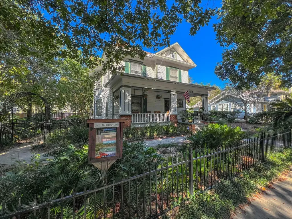 516 NE 4th Street Gainesville FL 32601