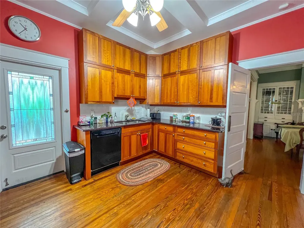 516 NE 4th Street Gainesville FL 32601