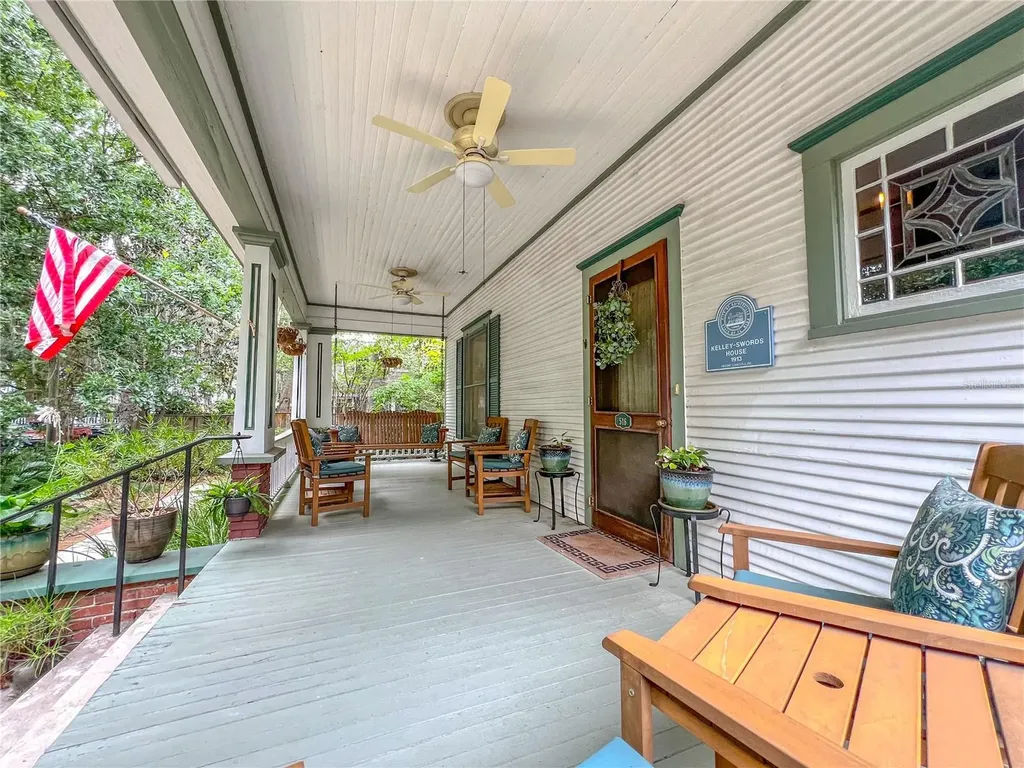 516 NE 4th Street Gainesville FL 32601