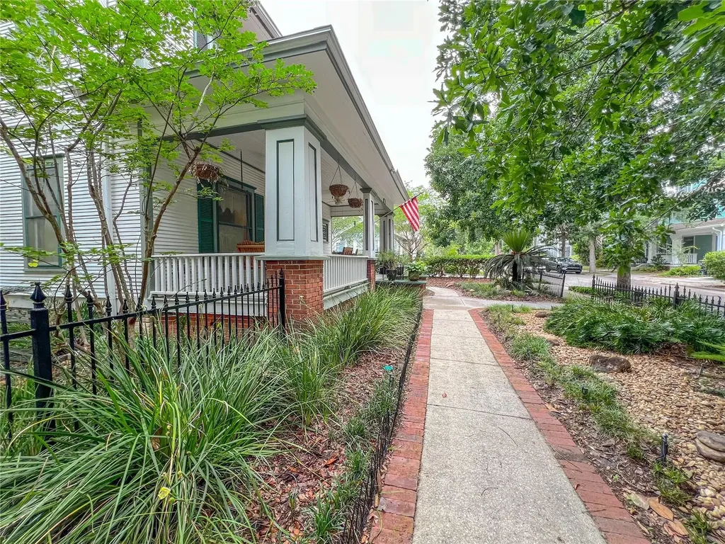 516 NE 4th Street Gainesville FL 32601