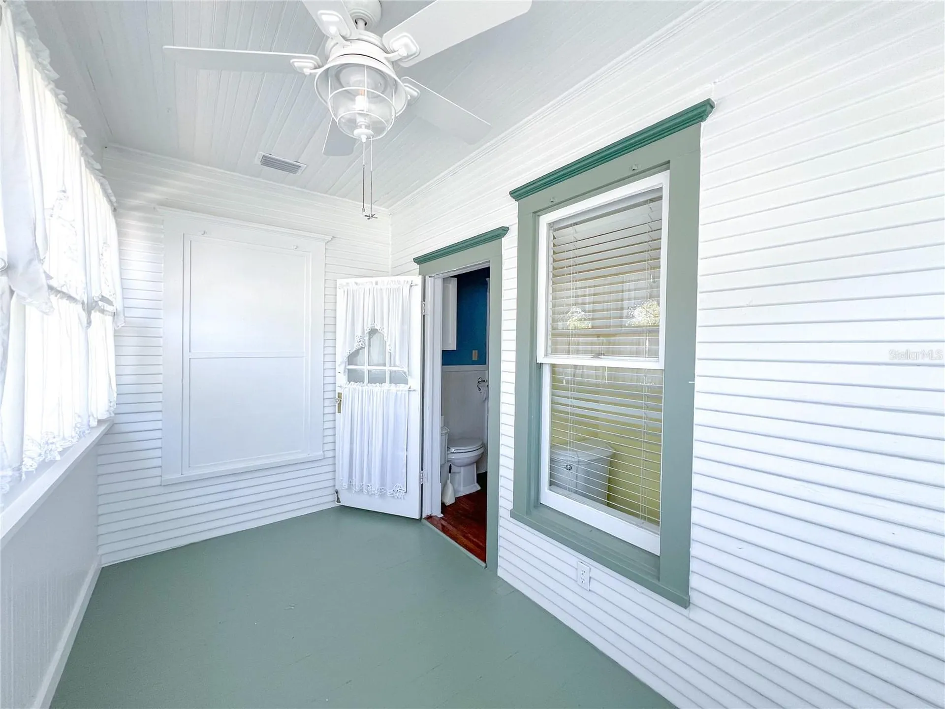 516 NE 4th Street Gainesville FL 32601