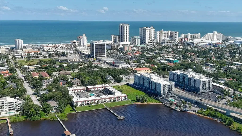 625 N Halifax Avenue Daytona Beach FL 32118