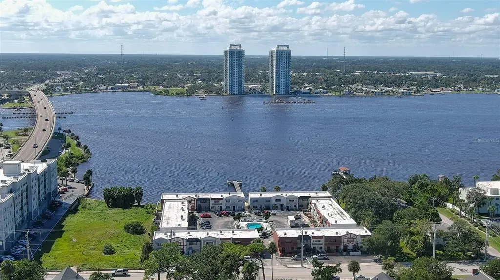625 N Halifax Avenue Daytona Beach FL 32118