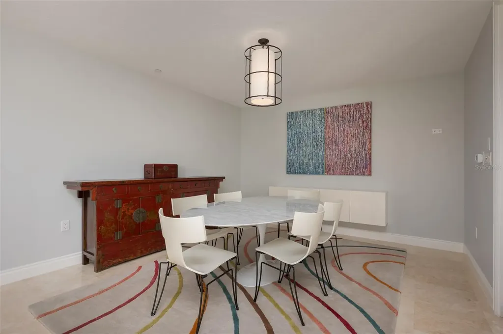 2050 Benjamin Franklin Drive Sarasota FL 34236