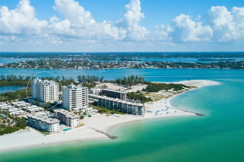 2050 Benjamin Franklin Drive Sarasota FL 34236