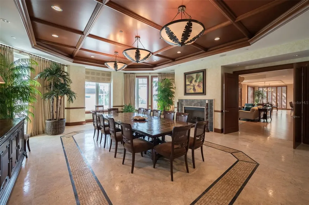 2050 Benjamin Franklin Drive Sarasota FL 34236