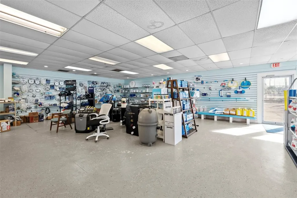 1400 W Bay Drive Largo FL 33770