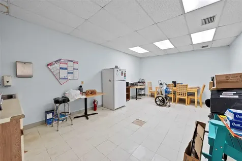 1400 W Bay Drive Largo FL 33770