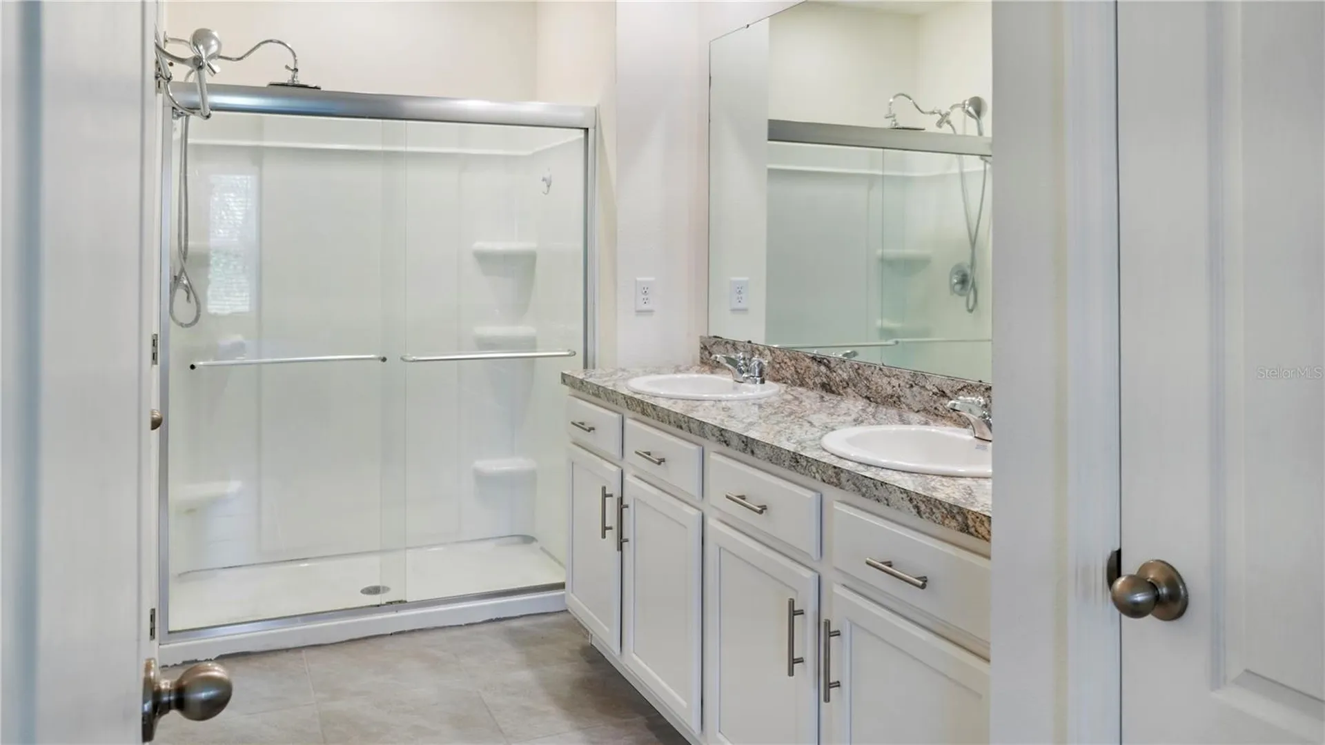 1302 Holodak Drive Davenport FL 33837