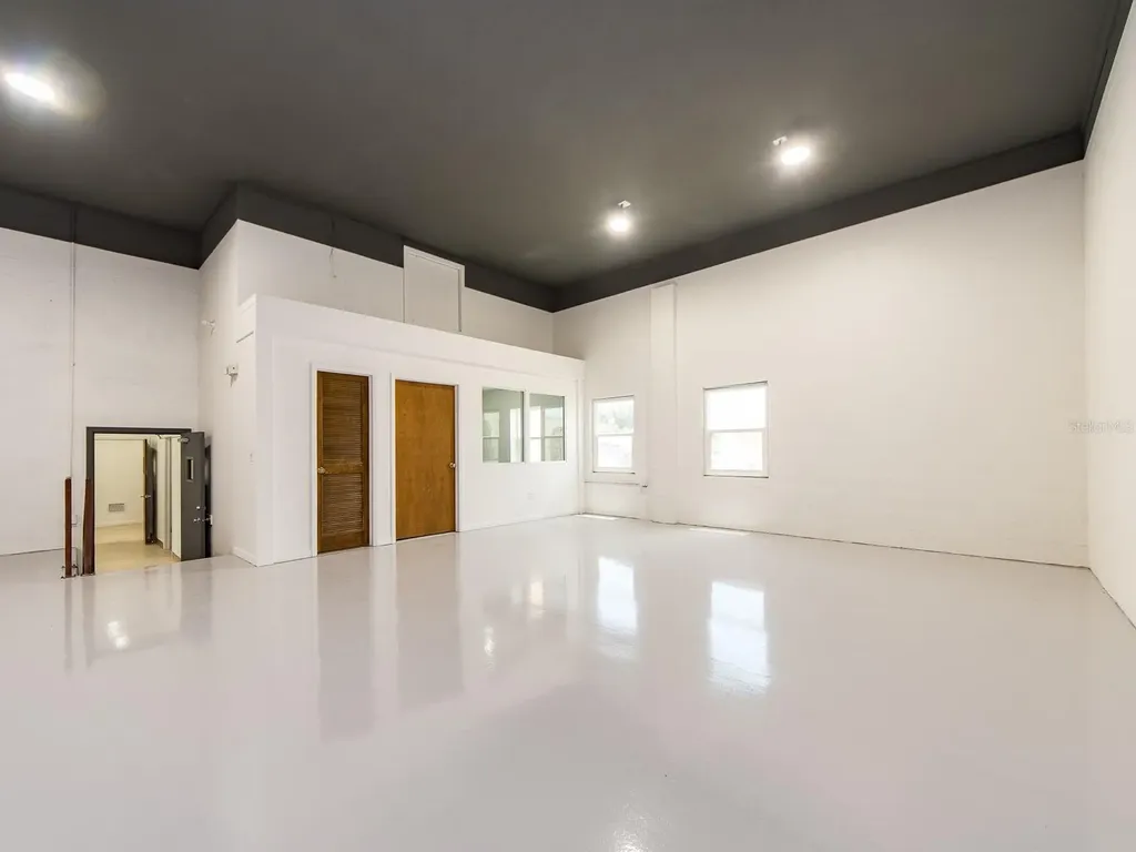 2051 Range Road Clearwater FL 33765