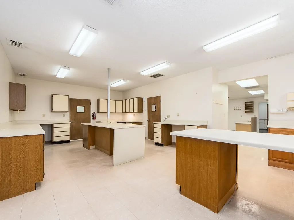 2051 Range Road Clearwater FL 33765