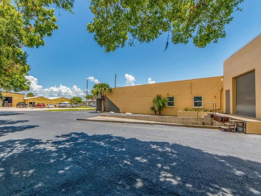 2051 Range Road Clearwater FL 33765