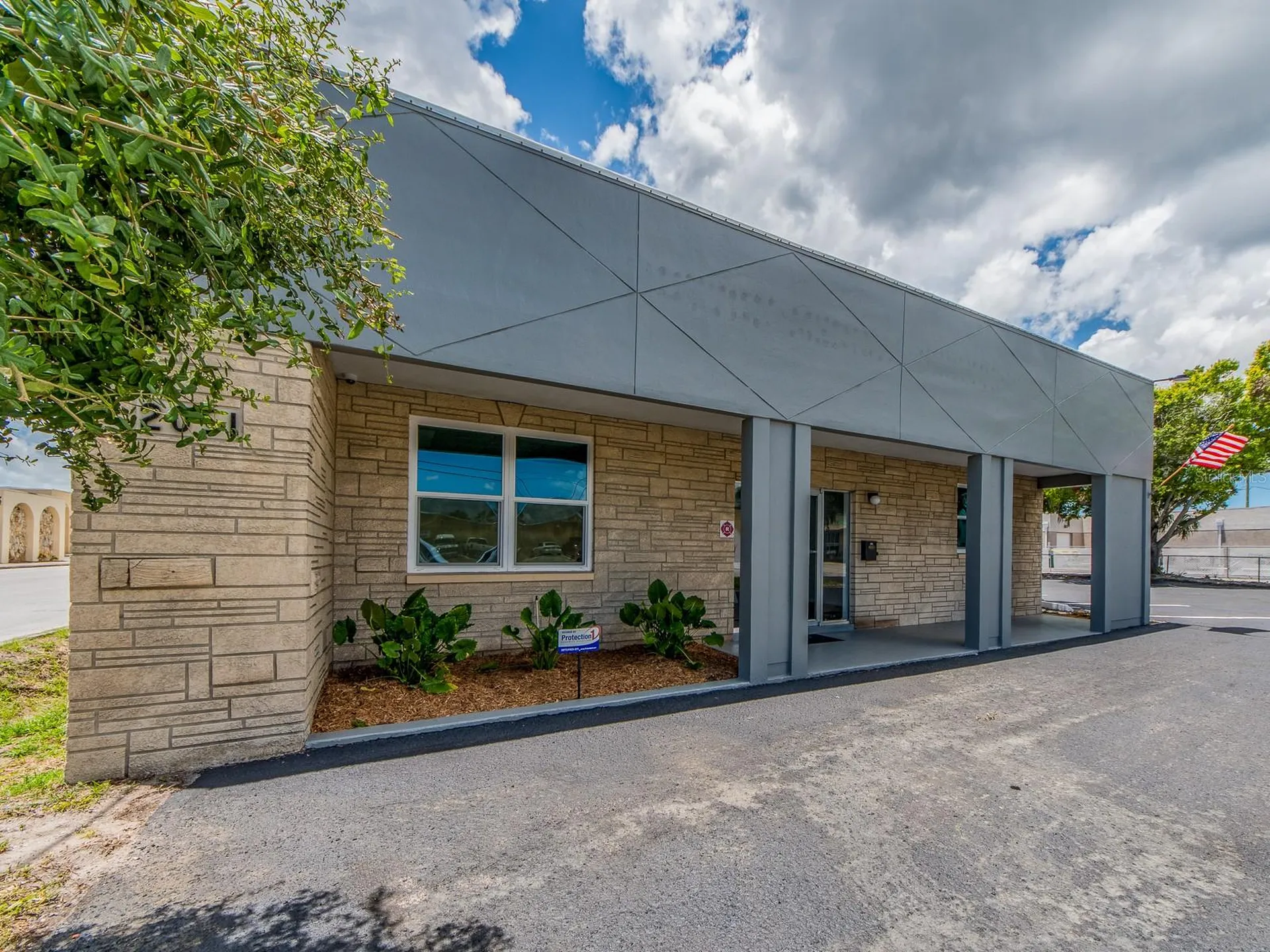 2051 Range Road Clearwater FL 33765