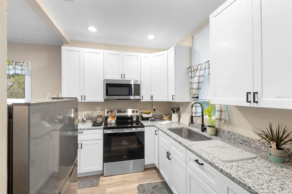 135 S Arlington Avenue Deland FL 32724