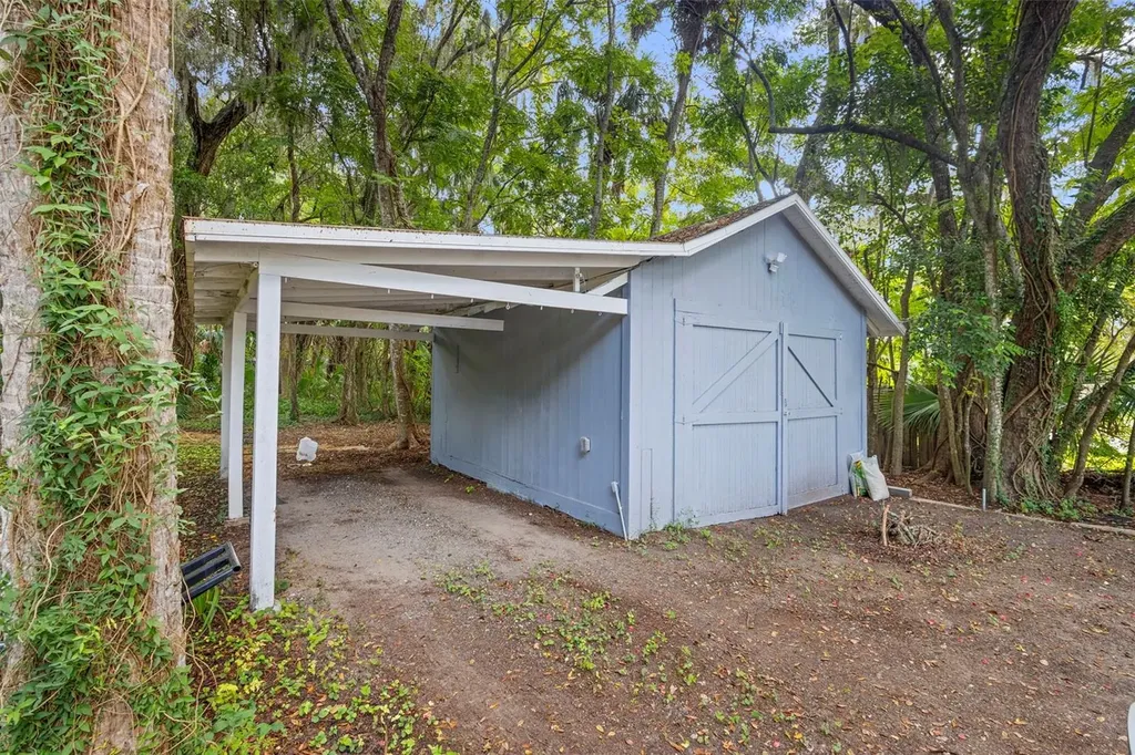 135 S Arlington Avenue Deland FL 32724