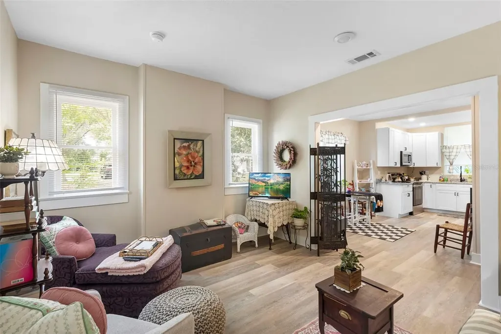 135 S Arlington Avenue Deland FL 32724