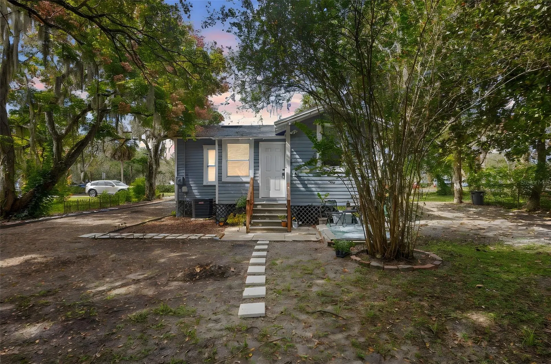135 S Arlington Avenue Deland FL 32724