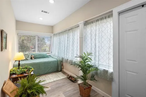 135 S Arlington Avenue Deland FL 32724