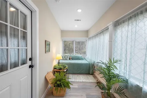 135 S Arlington Avenue Deland FL 32724