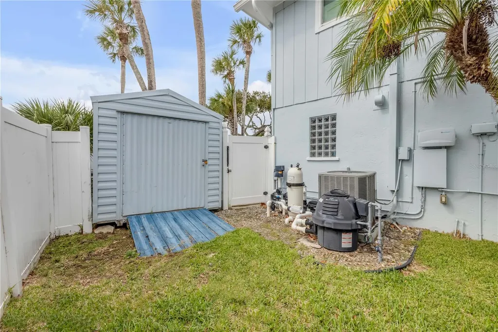 4700 Saxon Drive New Smyrna Beach FL 32169