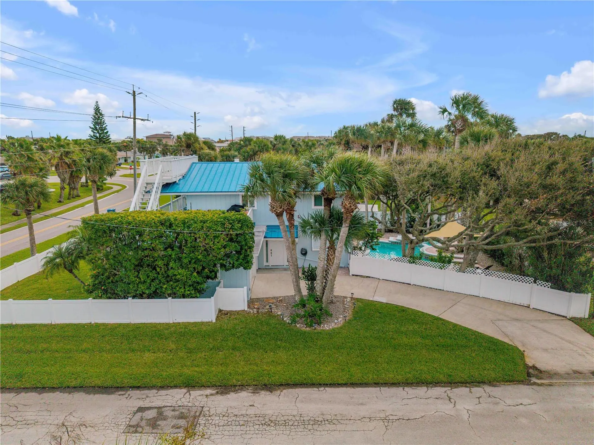 4700 Saxon Drive New Smyrna Beach FL 32169