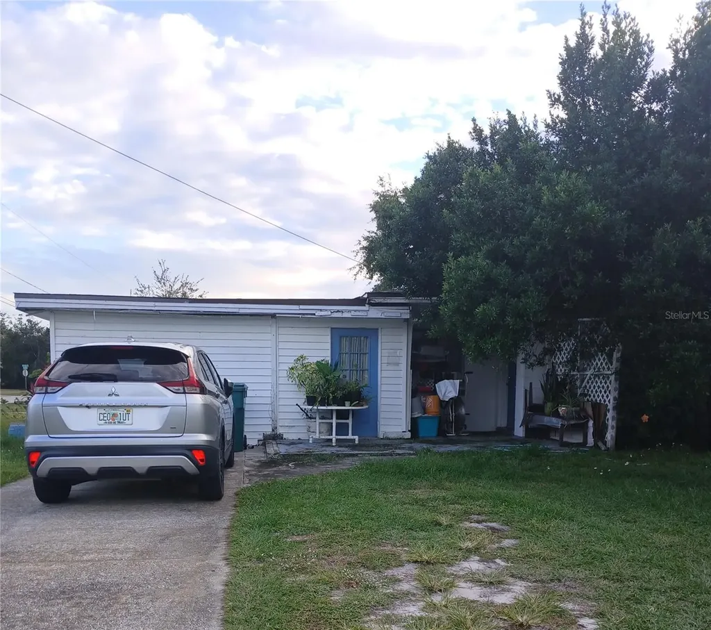 500 W Woodward Avenue Eustis FL 32726