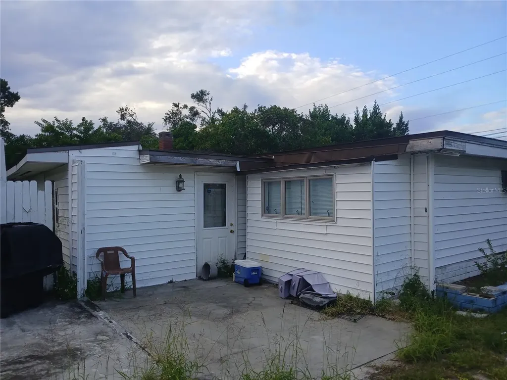 500 W Woodward Avenue Eustis FL 32726