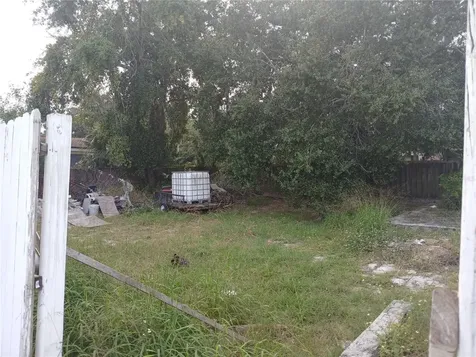 500 W Woodward Avenue Eustis FL 32726