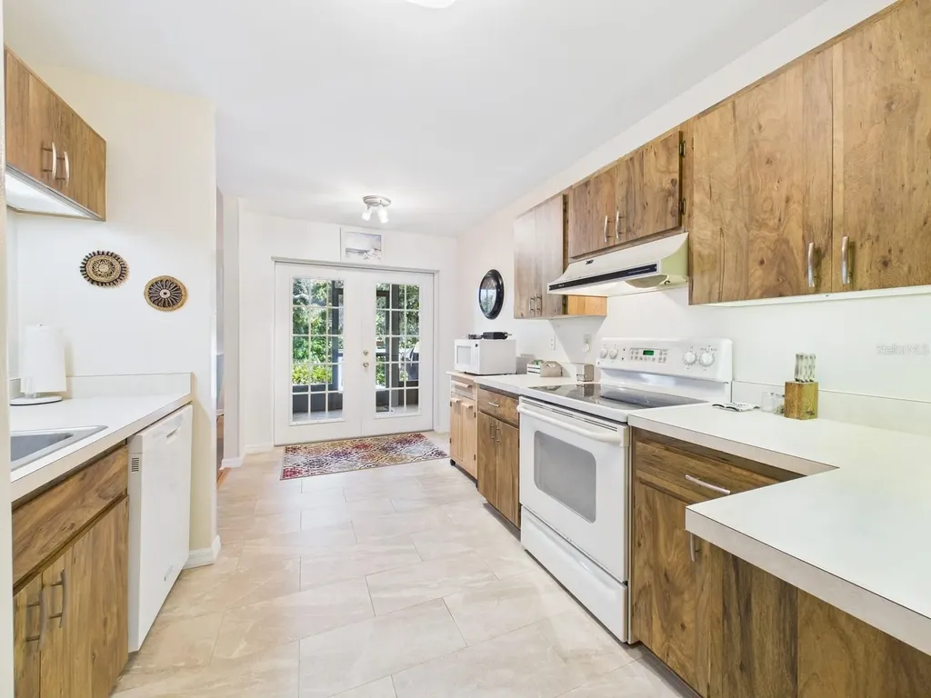 3225 Golden Eagle Lane Sarasota FL 34231