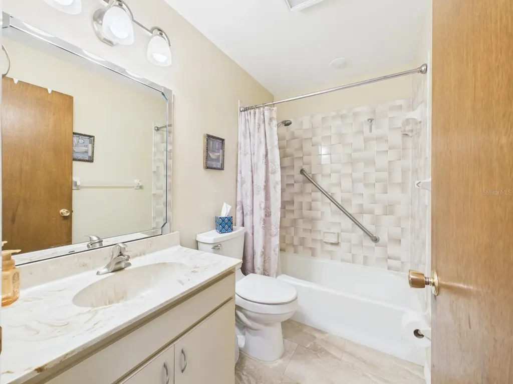 3225 Golden Eagle Lane Sarasota FL 34231