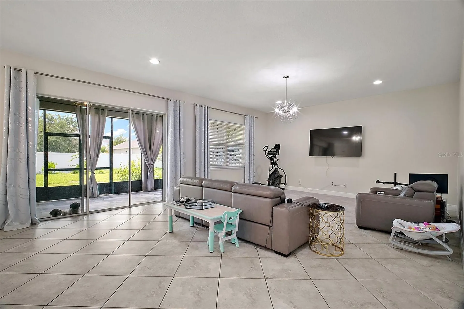 9153 Carmela Avenue Davenport FL 33897