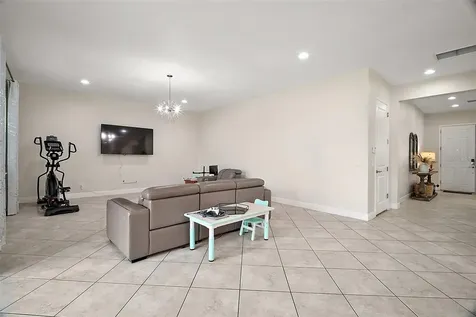 9153 Carmela Avenue Davenport FL 33897