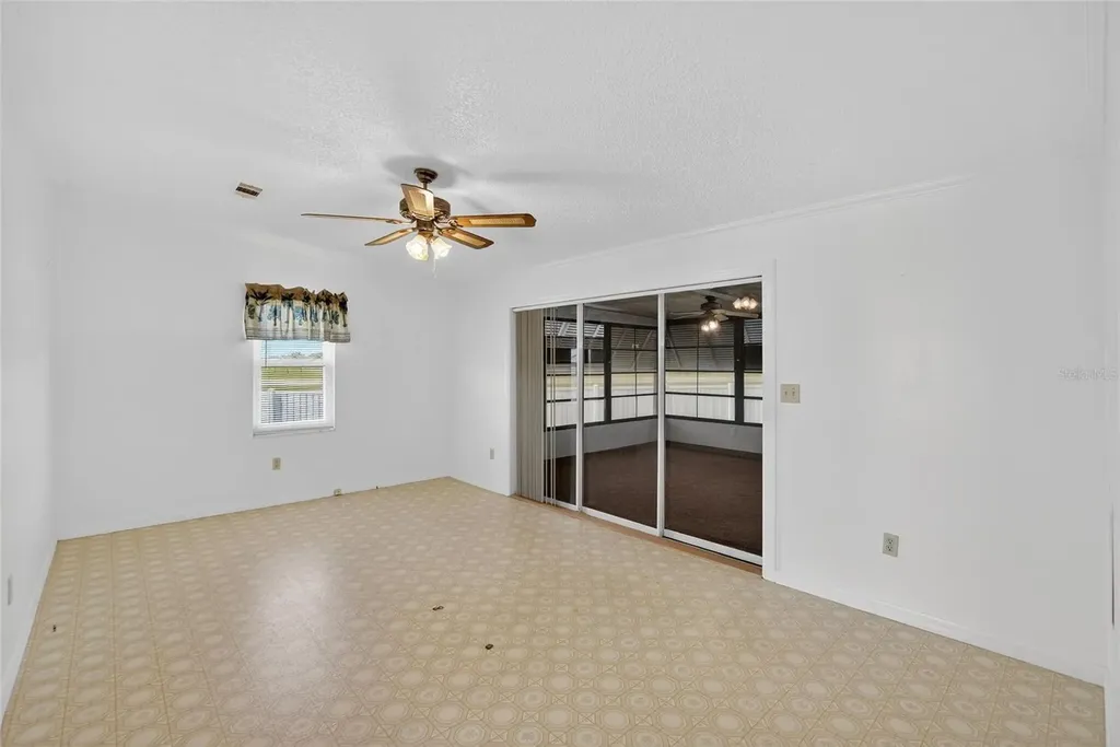 4945 Shore Line Drive Polk City FL 33868