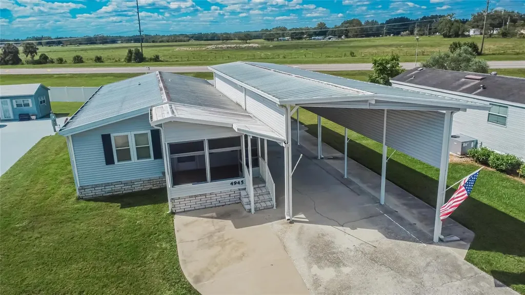 4945 Shore Line Drive Polk City FL 33868